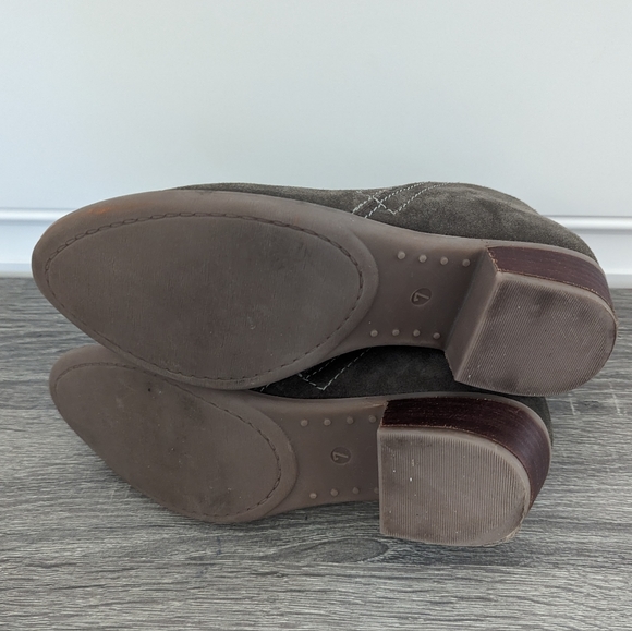 DIBA Layla Suede Taupe Bootie - Picture 10 of 11